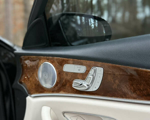 Черный Мерседес Е-Класс, объемом двигателя 1.99 л и пробегом 111 тыс. км за 28800 $, фото 30 на Automoto.ua