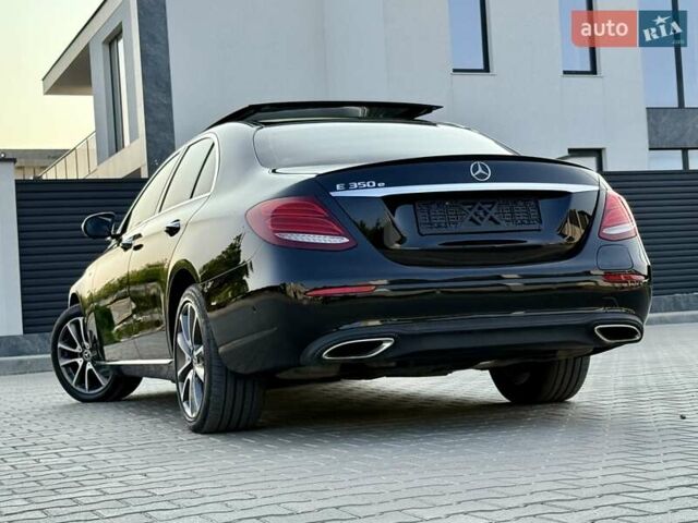 Черный Мерседес Е-Класс, объемом двигателя 2 л и пробегом 113 тыс. км за 33500 $, фото 29 на Automoto.ua