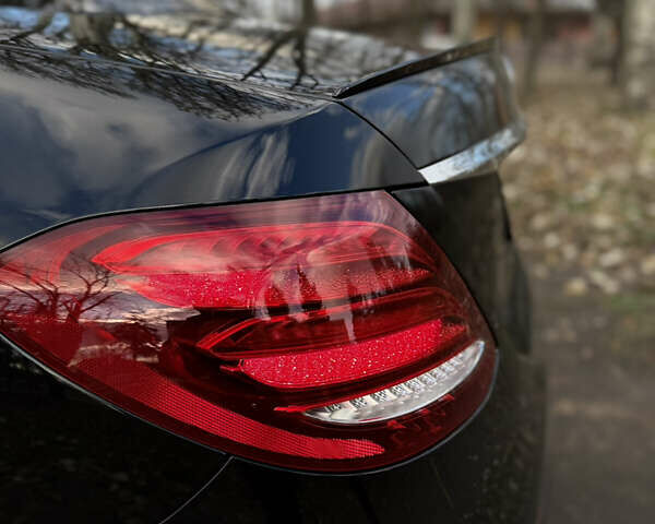 Чорний Мерседес Е-Клас, об'ємом двигуна 3 л та пробігом 154 тис. км за 40500 $, фото 20 на Automoto.ua