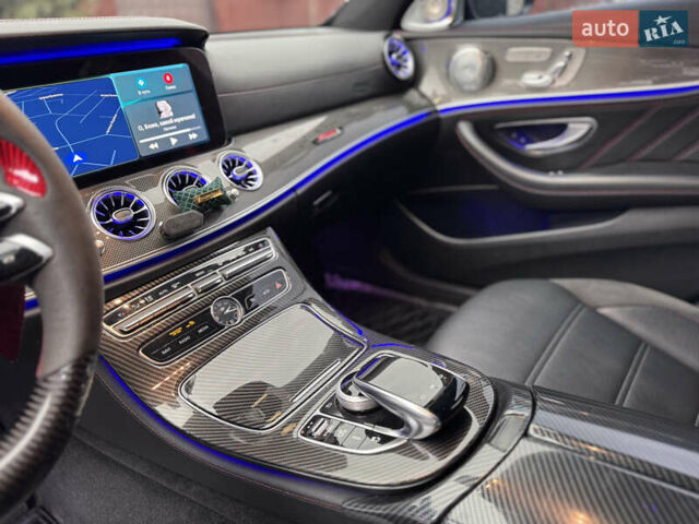Чорний Мерседес Е-Клас, об'ємом двигуна 3 л та пробігом 139 тис. км за 41000 $, фото 16 на Automoto.ua