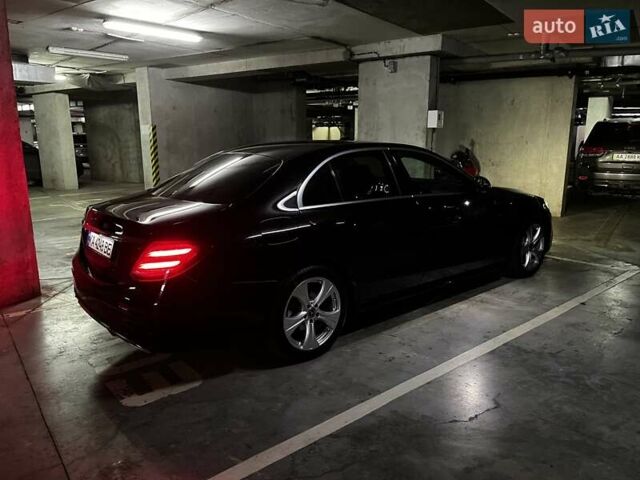Чорний Мерседес Е-Клас, об'ємом двигуна 1.6 л та пробігом 106 тис. км за 35000 $, фото 67 на Automoto.ua