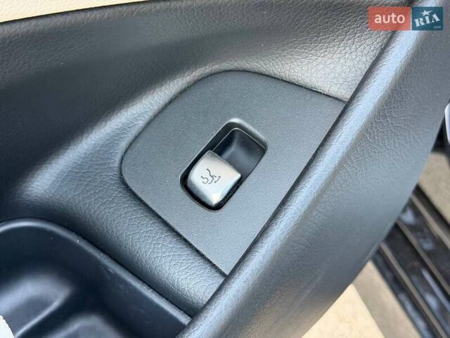 Чорний Мерседес Е-Клас, об'ємом двигуна 3 л та пробігом 152 тис. км за 38000 $, фото 47 на Automoto.ua