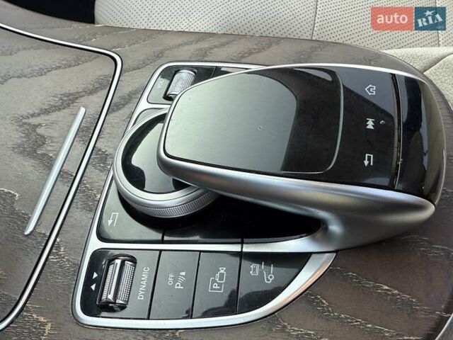 Черный Мерседес Е-Класс, объемом двигателя 2 л и пробегом 113 тыс. км за 33500 $, фото 56 на Automoto.ua