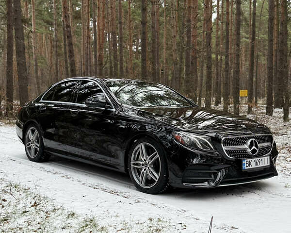 Черный Мерседес Е-Класс, объемом двигателя 1.99 л и пробегом 111 тыс. км за 28800 $, фото 3 на Automoto.ua