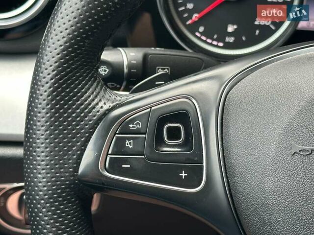Черный Мерседес Е-Класс, объемом двигателя 1.95 л и пробегом 375 тыс. км за 21899 $, фото 49 на Automoto.ua