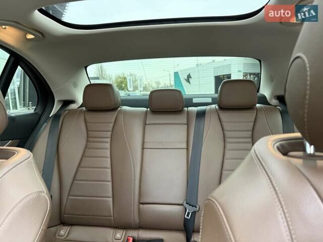 Чорний Мерседес Е-Клас, об'ємом двигуна 1.6 л та пробігом 106 тис. км за 35000 $, фото 30 на Automoto.ua