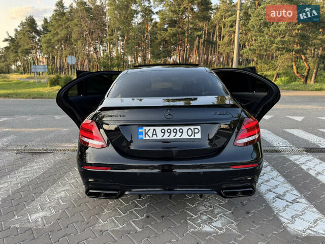 Черный Мерседес Е-Класс, объемом двигателя 3 л и пробегом 30 тыс. км за 55000 $, фото 18 на Automoto.ua
