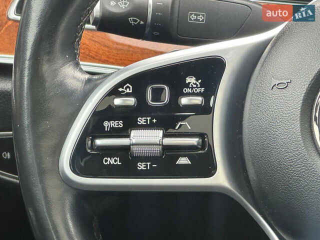 Черный Мерседес Е-Класс, объемом двигателя 2 л и пробегом 87 тыс. км за 32000 $, фото 30 на Automoto.ua