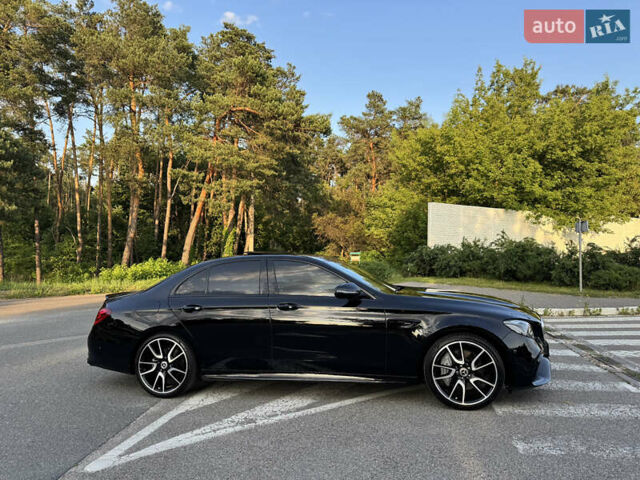 Черный Мерседес Е-Класс, объемом двигателя 3 л и пробегом 30 тыс. км за 55000 $, фото 7 на Automoto.ua