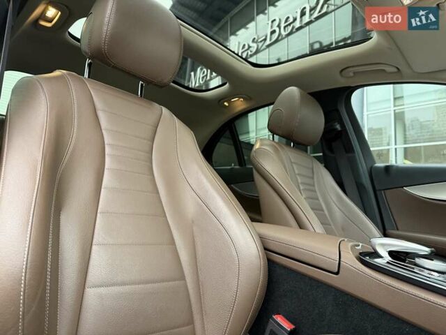 Чорний Мерседес Е-Клас, об'ємом двигуна 1.6 л та пробігом 106 тис. км за 35000 $, фото 17 на Automoto.ua