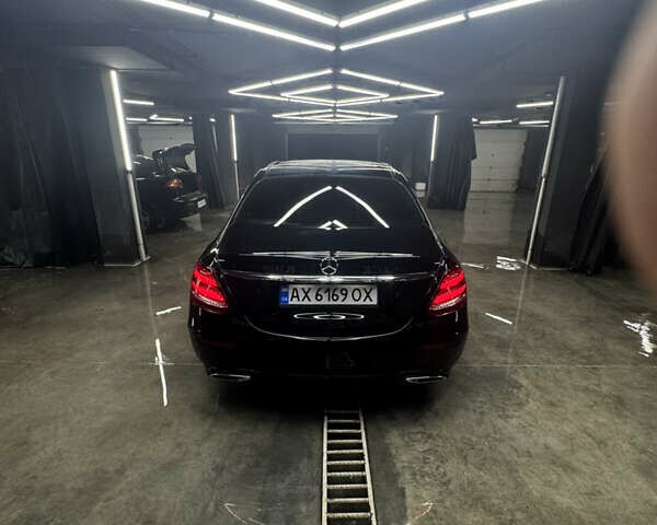 Чорний Мерседес Е-Клас, об'ємом двигуна 1.95 л та пробігом 80 тис. км за 28000 $, фото 10 на Automoto.ua