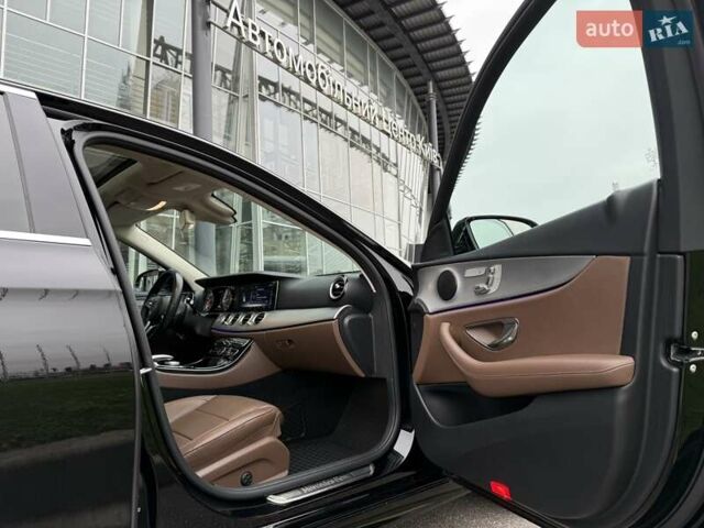 Чорний Мерседес Е-Клас, об'ємом двигуна 1.6 л та пробігом 106 тис. км за 35000 $, фото 19 на Automoto.ua