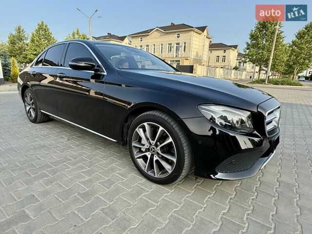 Черный Мерседес Е-Класс, объемом двигателя 2 л и пробегом 113 тыс. км за 33500 $, фото 14 на Automoto.ua