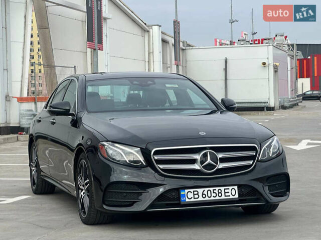 Черный Мерседес Е-Класс, объемом двигателя 2 л и пробегом 87 тыс. км за 32000 $, фото 6 на Automoto.ua