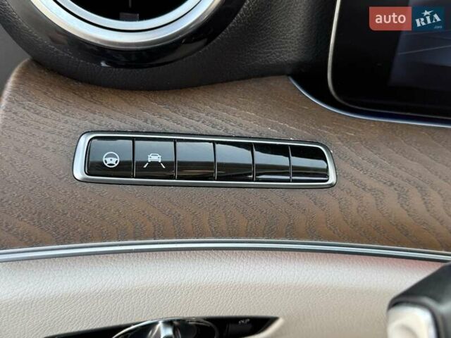 Черный Мерседес Е-Класс, объемом двигателя 2 л и пробегом 113 тыс. км за 33500 $, фото 50 на Automoto.ua