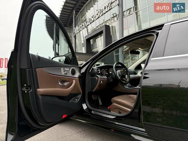 Чорний Мерседес Е-Клас, об'ємом двигуна 1.6 л та пробігом 106 тис. км за 35000 $, фото 56 на Automoto.ua