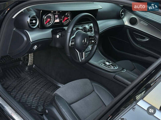 Чорний Мерседес Е-Клас, об'ємом двигуна 1.95 л та пробігом 94 тис. км за 32000 $, фото 11 на Automoto.ua