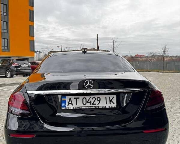 Чорний Мерседес Е-Клас, об'ємом двигуна 2 л та пробігом 405 тис. км за 22800 $, фото 11 на Automoto.ua