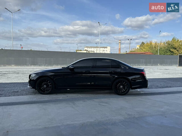 Черный Мерседес Е-Класс, объемом двигателя 2 л и пробегом 227 тыс. км за 27000 $, фото 3 на Automoto.ua