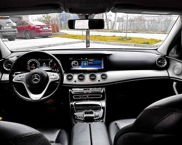 Чорний Мерседес Е-Клас, об'ємом двигуна 2 л та пробігом 405 тис. км за 22800 $, фото 16 на Automoto.ua