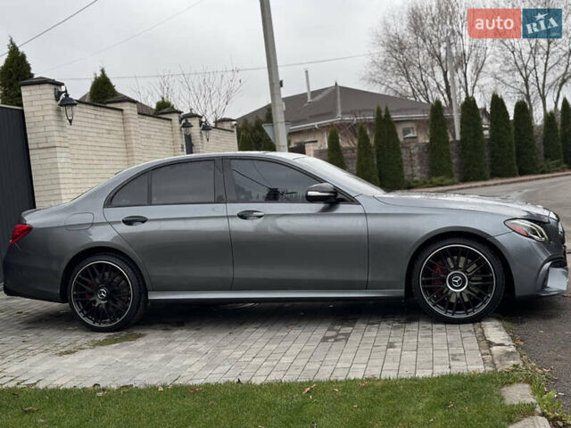 Чорний Мерседес Е-Клас, об'ємом двигуна 3 л та пробігом 139 тис. км за 41000 $, фото 5 на Automoto.ua