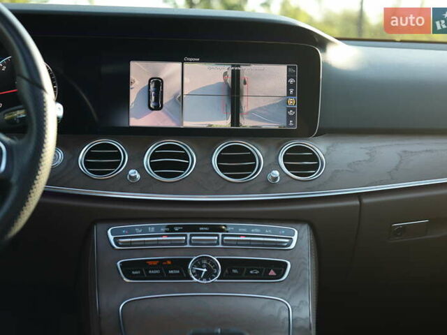 Чорний Мерседес Е-Клас, об'ємом двигуна 2.99 л та пробігом 68 тис. км за 44900 $, фото 23 на Automoto.ua