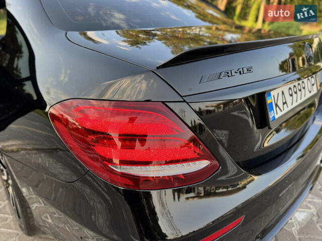 Черный Мерседес Е-Класс, объемом двигателя 3 л и пробегом 30 тыс. км за 55000 $, фото 19 на Automoto.ua