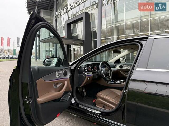 Чорний Мерседес Е-Клас, об'ємом двигуна 1.6 л та пробігом 106 тис. км за 35000 $, фото 57 на Automoto.ua