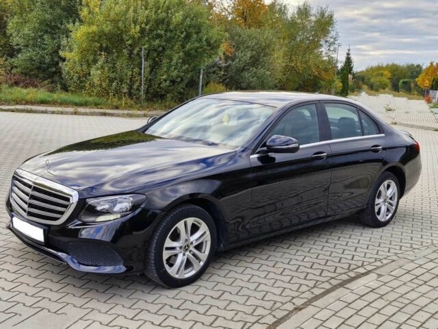 Мерседес Е-Клас 2018 у Кропивницькому (Кіровограді) на Automoto.ua Чорний Мерседес Е-Клас, об'ємом двигуна 2 л та пробігом 89 тис. км за 23000 $, фото 2 на Automoto.ua