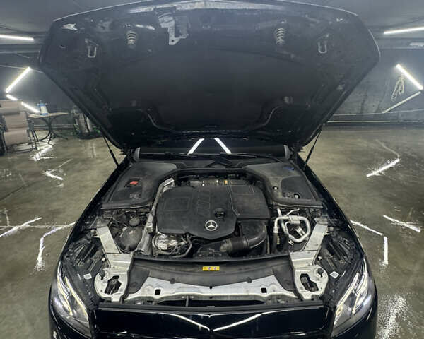 Чорний Мерседес Е-Клас, об'ємом двигуна 1.95 л та пробігом 80 тис. км за 28000 $, фото 31 на Automoto.ua