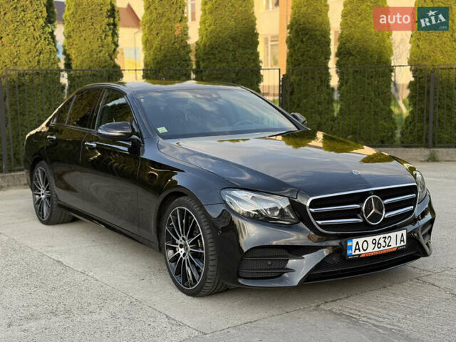 Черный Мерседес Е-Класс, объемом двигателя 2.93 л и пробегом 220 тыс. км за 42899 $, фото 2 на Automoto.ua