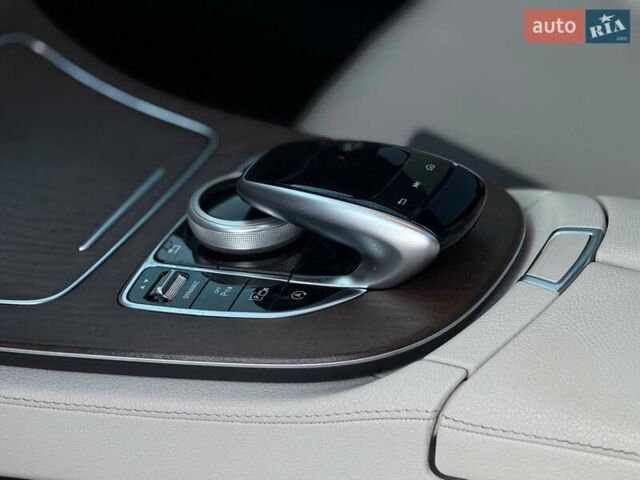 Чорний Мерседес Е-Клас, об'ємом двигуна 3 л та пробігом 152 тис. км за 38000 $, фото 54 на Automoto.ua