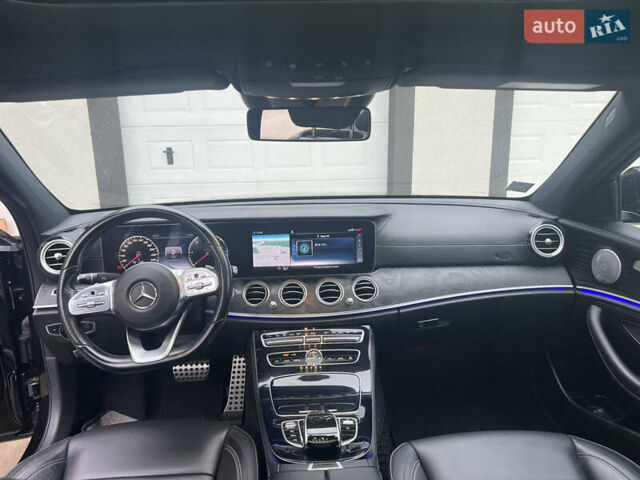 Черный Мерседес Е-Класс, объемом двигателя 2.93 л и пробегом 220 тыс. км за 42899 $, фото 11 на Automoto.ua