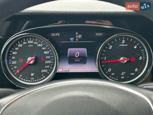 Черный Мерседес Е-Класс, объемом двигателя 1.95 л и пробегом 375 тыс. км за 21899 $, фото 47 на Automoto.ua