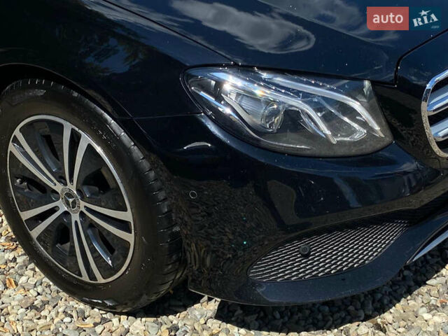 Черный Мерседес Е-Класс, объемом двигателя 1.95 л и пробегом 150 тыс. км за 33500 $, фото 6 на Automoto.ua