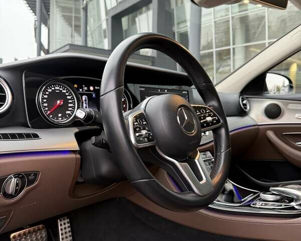 Чорний Мерседес Е-Клас, об'ємом двигуна 1.6 л та пробігом 106 тис. км за 35000 $, фото 55 на Automoto.ua