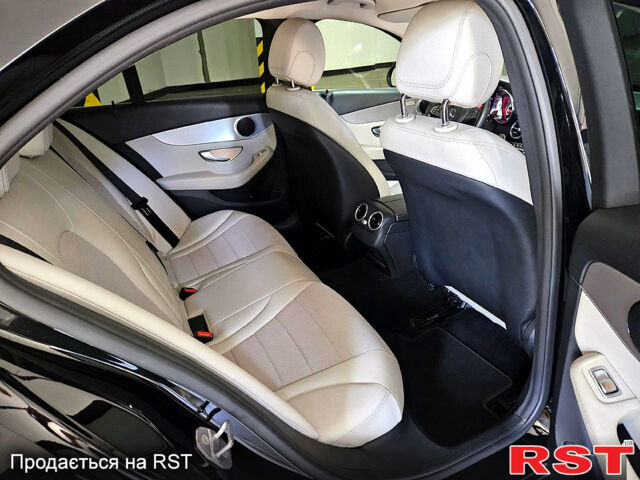 Черный Мерседес Е-Класс, объемом двигателя 2 л и пробегом 180 тыс. км за 26500 $, фото 11 на Automoto.ua