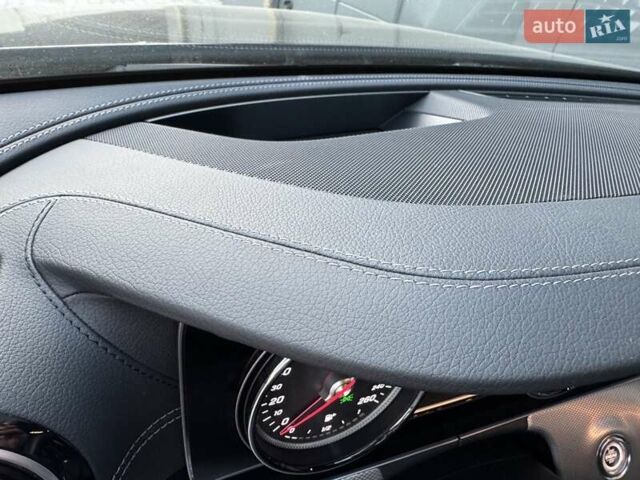 Черный Мерседес Е-Класс, объемом двигателя 1.6 л и пробегом 25 тыс. км за 37900 $, фото 17 на Automoto.ua