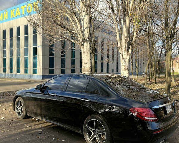 Чорний Мерседес Е-Клас, об'ємом двигуна 3 л та пробігом 154 тис. км за 40500 $, фото 2 на Automoto.ua