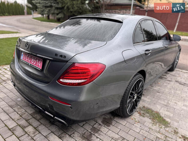 Чорний Мерседес Е-Клас, об'ємом двигуна 3 л та пробігом 139 тис. км за 41000 $, фото 8 на Automoto.ua