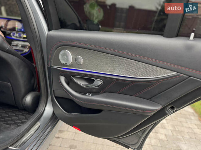 Чорний Мерседес Е-Клас, об'ємом двигуна 3 л та пробігом 139 тис. км за 41000 $, фото 21 на Automoto.ua
