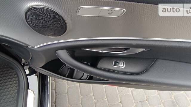 Черный Мерседес Е-Класс, объемом двигателя 1.95 л и пробегом 203 тыс. км за 25800 $, фото 13 на Automoto.ua