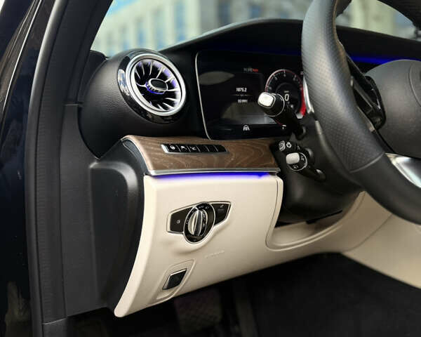 Чорний Мерседес Е-Клас, об'ємом двигуна 3 л та пробігом 154 тис. км за 40500 $, фото 17 на Automoto.ua