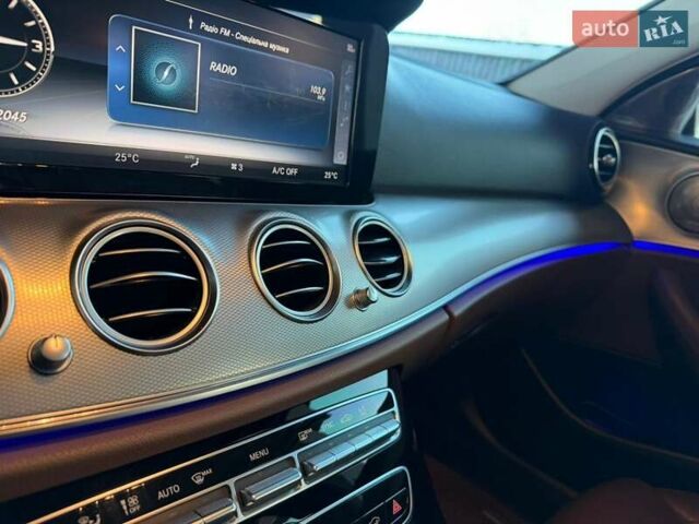 Чорний Мерседес Е-Клас, об'ємом двигуна 1.95 л та пробігом 460 тис. км за 32500 $, фото 20 на Automoto.ua