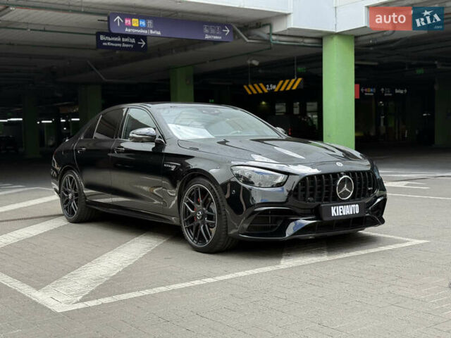 Черный Мерседес Е-Класс, объемом двигателя 3.98 л и пробегом 28 тыс. км за 82000 $, фото 10 на Automoto.ua