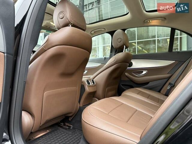 Чорний Мерседес Е-Клас, об'ємом двигуна 1.6 л та пробігом 106 тис. км за 35000 $, фото 46 на Automoto.ua