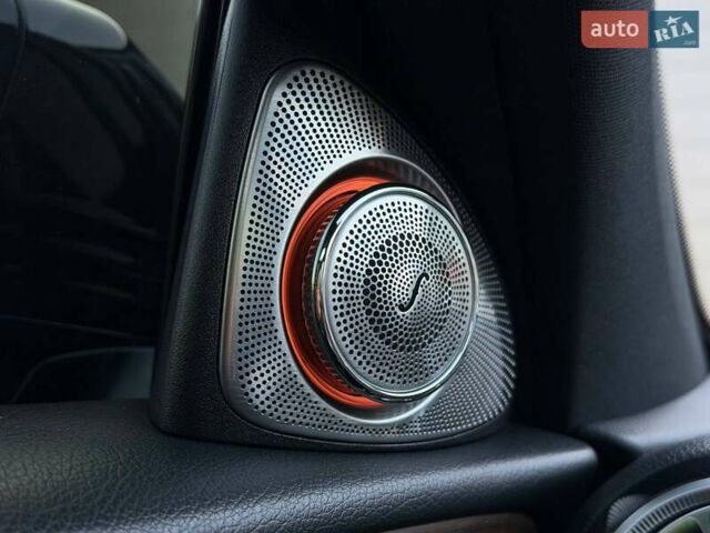 Чорний Мерседес Е-Клас, об'ємом двигуна 3 л та пробігом 152 тис. км за 38000 $, фото 85 на Automoto.ua