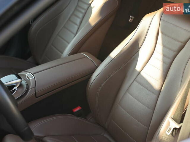 Чорний Мерседес Е-Клас, об'ємом двигуна 2.99 л та пробігом 68 тис. км за 44900 $, фото 31 на Automoto.ua