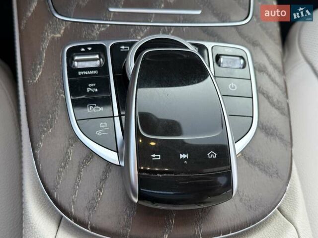 Черный Мерседес Е-Класс, объемом двигателя 2 л и пробегом 113 тыс. км за 33500 $, фото 57 на Automoto.ua