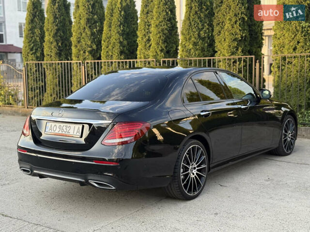 Черный Мерседес Е-Класс, объемом двигателя 2.93 л и пробегом 220 тыс. км за 42899 $, фото 5 на Automoto.ua